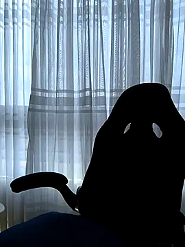 Mrsvictoriaaa online show from 12.20.25