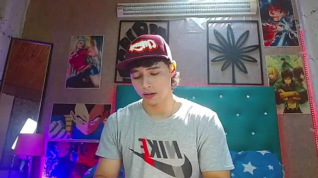 LiamAndrewzz online show from 11.11.25