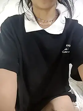 ElaRuil69 online show from 10.24.25