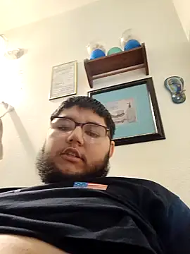 Snapshot of Bigdaddy-Marc chatting on 12.13.25 Bigdaddy-Marc online show from 12.13.25