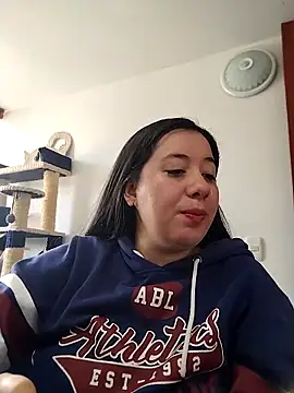 Snapshot of sweetie__annieee chatting on 09.11.25 sweetie  annieee online show from 09.11.25