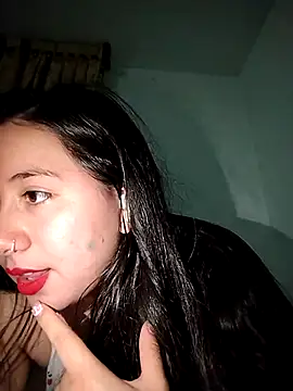 Snapshot of sweetie__annieee chatting on 10.30.25 sweetie  annieee online show from 10.30.25