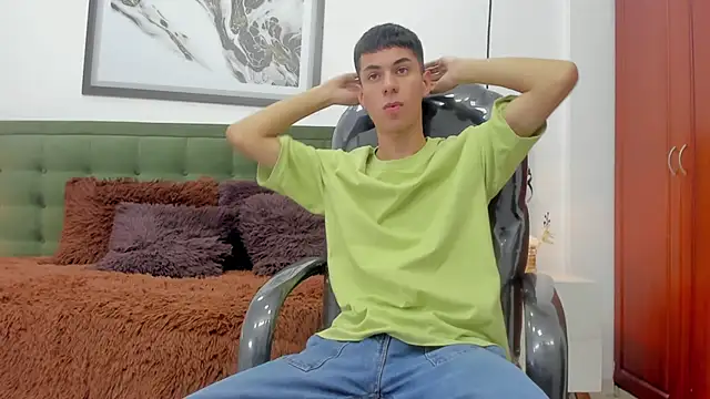 Snapshot of Johann_sex chatting on 01.11.26 Johann sex online show from 01.11.26