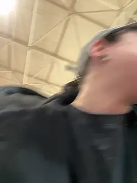 Snapshot of AlishaPrettyBlade chatting on 04.05.26 AlishaPrettyBlade online show from 04.05.26