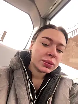 Snapshot of AlishaPrettyBlade chatting on 04.16.26 AlishaPrettyBlade online show from 04.16.26