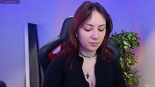 AshleySkott  online show from 12.19.25