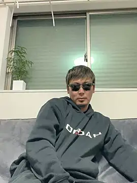 Snapshot of pierrot_0202 chatting on 02.18.25 pierrot 0202 online show from 02.18.25