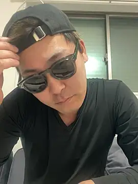 Snapshot of pierrot_0202 chatting on 02.27.25 pierrot 0202 online show from 02.27.25