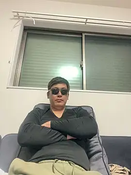 Snapshot of pierrot_0202 chatting on 02.27.25 pierrot 0202 online show from 02.27.25