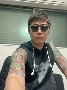 Snapshot of pierrot_0202 chatting on 02.28.25 pierrot 0202 online show from 02.28.25