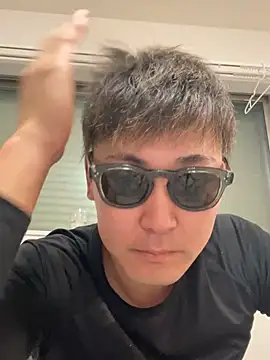 Snapshot of pierrot_0202 chatting on 03.11.25 pierrot 0202 online show from 03.11.25