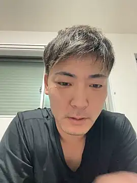 Snapshot of pierrot_0202 chatting on 03.12.25 pierrot 0202 online show from 03.12.25