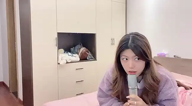 JayM584520 online show from 02.17.25