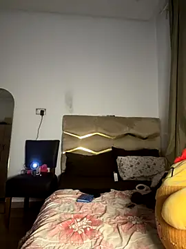 Roroo002 online show from 09.16.25