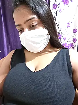 Snapshot of COZY_ROZI chatting on 09.13.25 COZY ROZI online show from 09.13.25