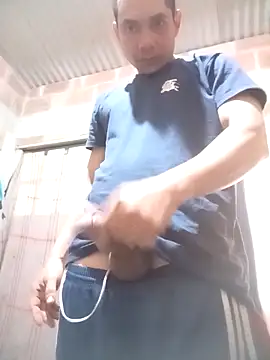 Snapshot of Mycansonhot chatting on 10.22.25 Mycansonhot online show from 10.22.25