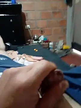 Snapshot of Mycansonhot chatting on 10.24.25 Mycansonhot online show from 10.24.25