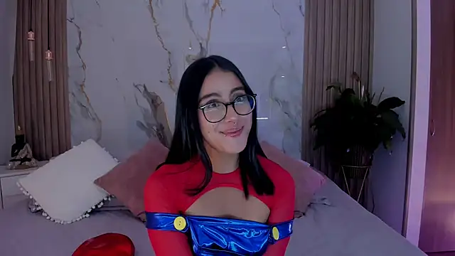 miss martiina online show from 10.21.25