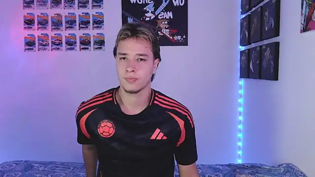 Snapshot of jack_walker190 chatting on 10.30.25 jack walker190 online show from 10.30.25