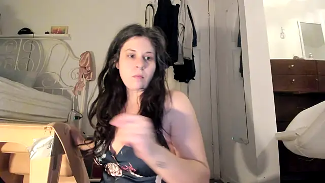 Rosiee69  online show from 02.24.25