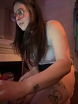 Rosiee69  online show from 03.04.25