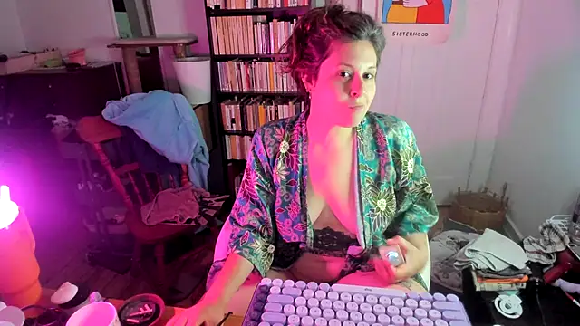 Rosiee69  online show from 09.16.25