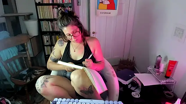 Rosiee69  online show from 09.17.25