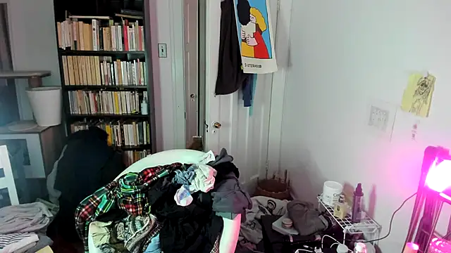 Rosiee69  online show from 10.04.25