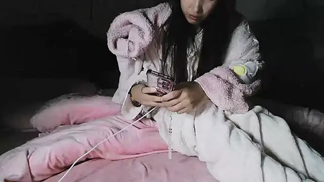 hebe-02 online show from 11.17.25