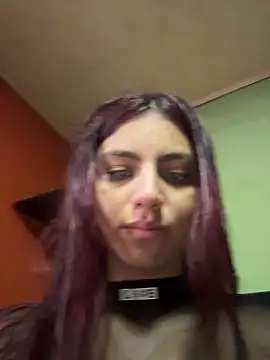 Emily-teen online show from 02.14.26