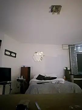 Mrnutella online show from 02.26.25