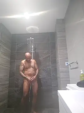 Mrnutella online show from 03.20.25