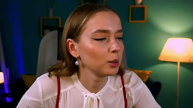 JenniferGraces online show from 03.15.25