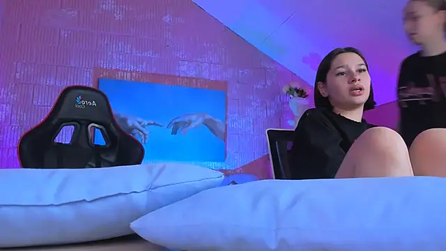 JenniferGraces online show from 02.27.26