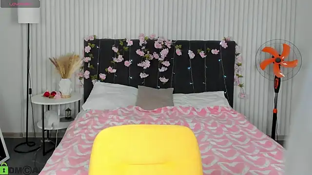 boozekirs  online show from 10.06.25