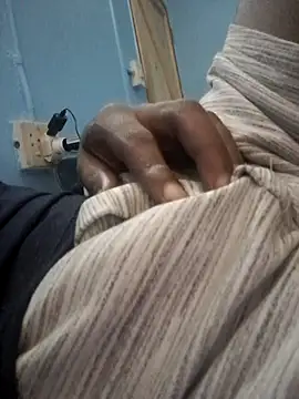  RapElani-2290 online show from 02.19.25