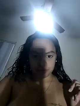 Snapshot of amandinhamorena chatting on 09.16.25 amandinhamorena online show from 09.16.25