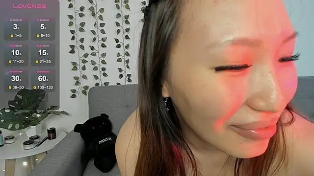 Snapshot of Christine_Carlson chatting on 02.21.25 Christine Carlson online show from 02.21.25