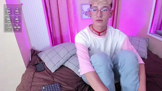 Snapshot of iiangel_ chatting on 02.20.25 iiangel online show from 02.20.25