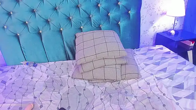 Snapshot of iiangel_ chatting on 02.23.25 iiangel online show from 02.23.25