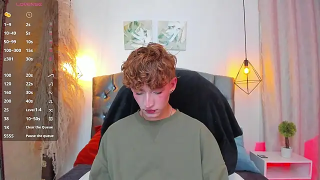 Snapshot of iiangel_ chatting on 10.16.25 iiangel online show from 10.16.25