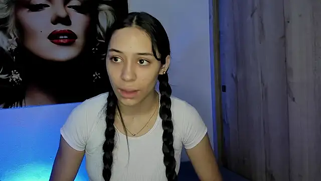 TANIA 06 online show from 10.23.25