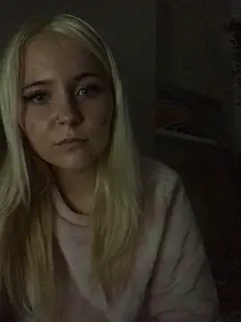 Snapshot of Blondie_Sofia_Essexbabe chatting on 10.01.25 Blondie Sofia Essexbabe online show from 10.01.25