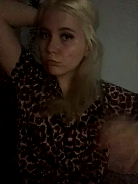 Snapshot of Blondie_Sofia_Essexbabe chatting on 10.02.25 Blondie Sofia Essexbabe online show from 10.02.25