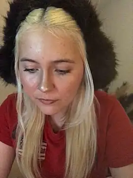 Snapshot of Blondie_Sofia_Essexbabe chatting on 11.10.25 Blondie Sofia Essexbabe online show from 11.10.25