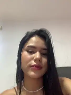 Emily-Carter online show from 10.31.25