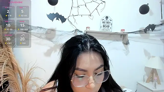 emily-777 online show from 10.28.25