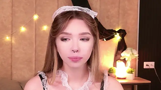 Sierra Fane online show from 11.23.25