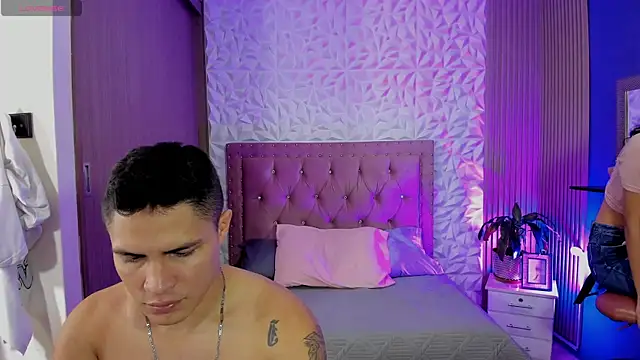 Snapshot of SaraClub_JY chatting on 11.04.25 SaraClub JY online show from 11.04.25