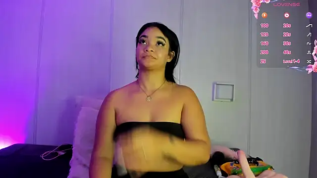 sasha riverss online show from 10.02.25